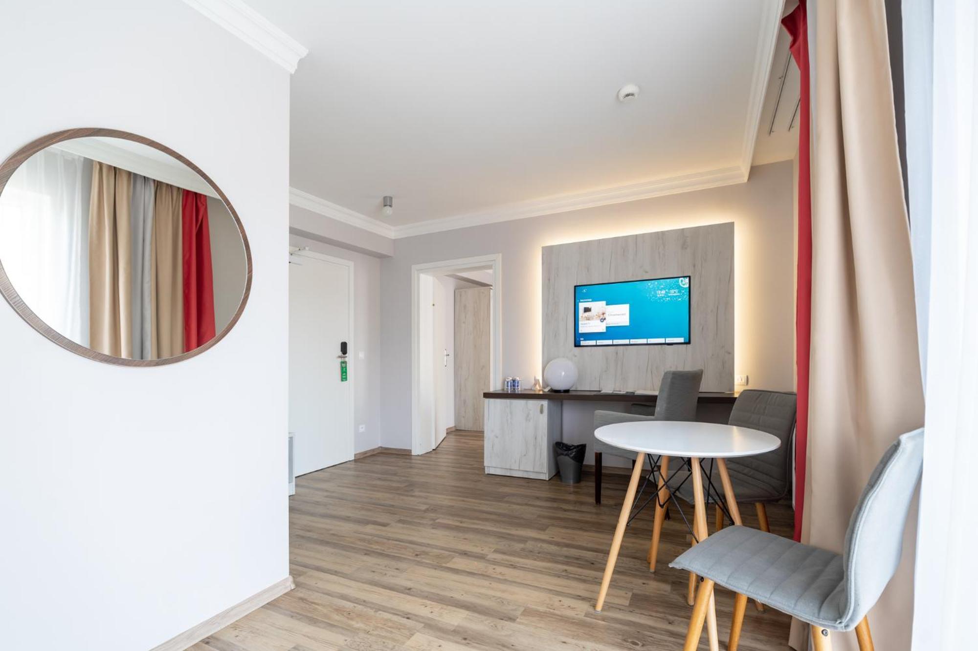 Hotel & Spa Trzy Wyspy سفينويتشي المظهر الخارجي الصورة